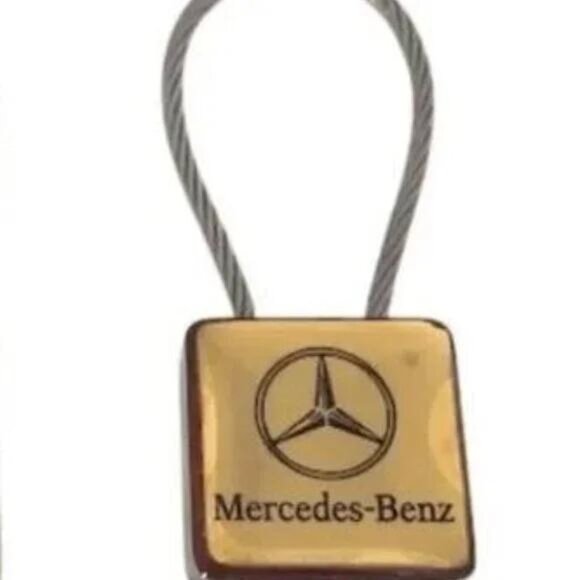 Vintage Mercedes Benz Key Ring - Picture 4 of 5